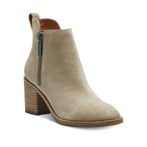 🍀NIB Lucky Brand suede womens booties